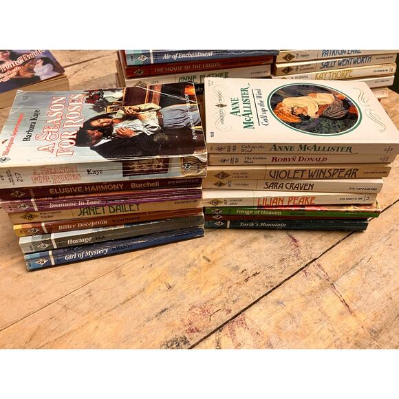 Harlequin Vintage Lot of 40, Vintage 70s 80s Romance Books Novels VTG Historical - Picture 6 of 7
